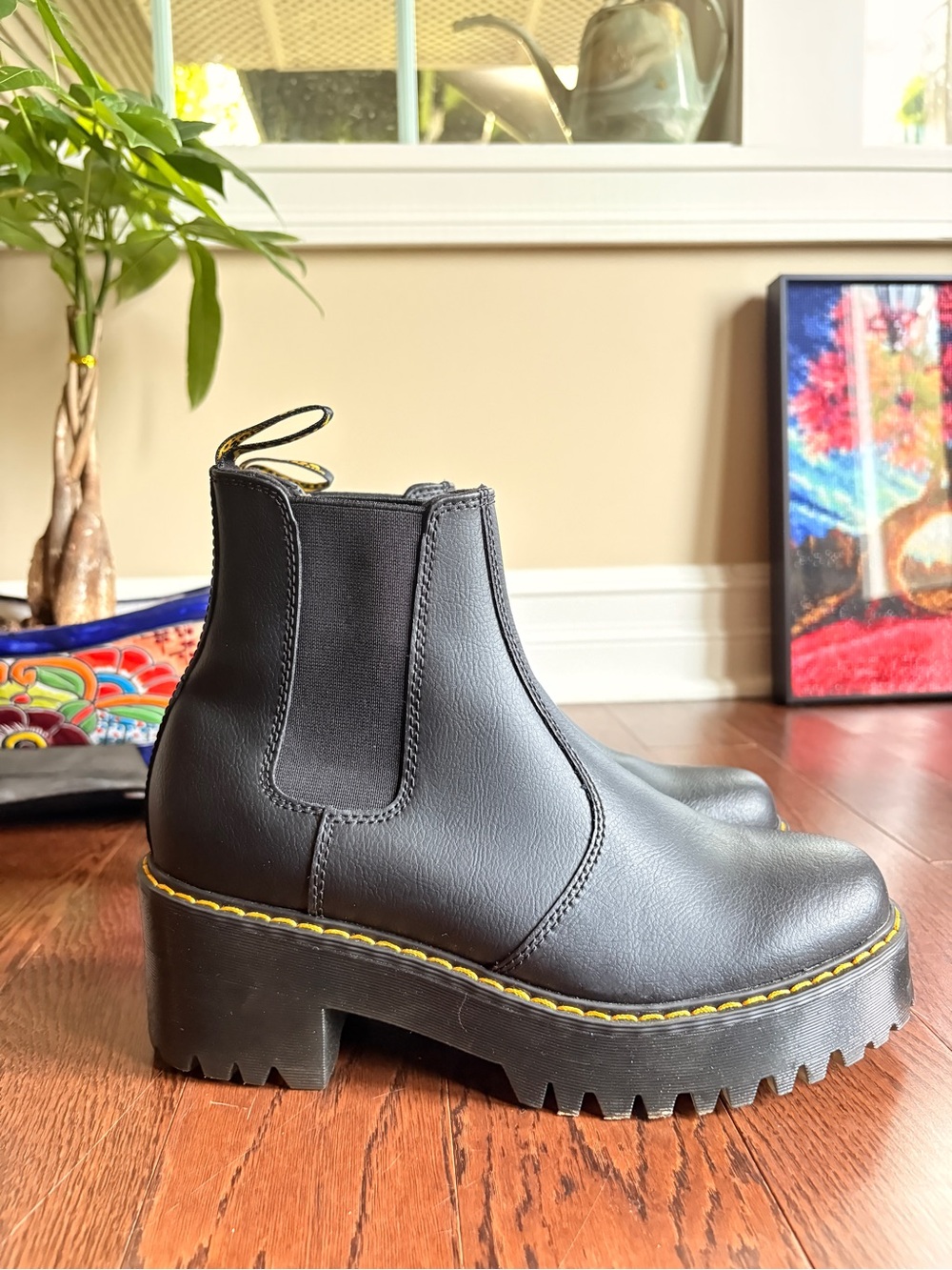DR. MARTENS ROMETTY WYOMING LEATHER PLATFORM CHELSEA BOOTS Sz 9